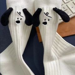 TikTokで人気の子犬柄の女性用サスペンダーソックス、春と秋に最適、多用途でトレンディな漫画風縦縞、学生向け