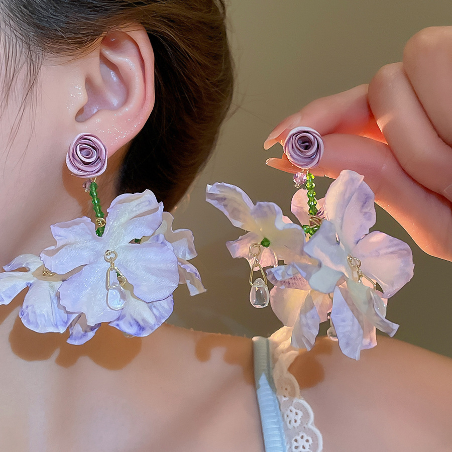 Pendientes de malla de pétalo de dopamina Pendientes de estilo de vacaciones junto al mar de estilo nuevo estilo caliente Pendientes de temperamento exagerado de todo fósforo al por mayor