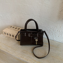 �͹ų�����С����2026�����¿�С���r�����e�μ���߼���б���Ů