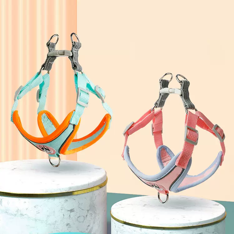 新款宠物胸背带 背心式狗背带小型犬狗绳子批发反光狗狗牵引绳