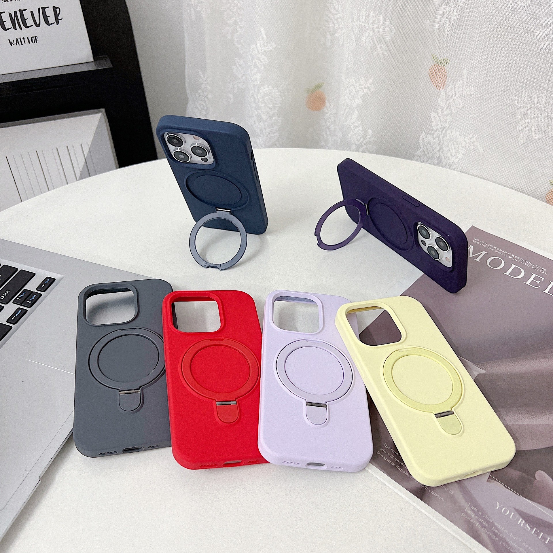 Custodia con supporto in silicone liquido per iPhone 17/16 Pro Max con ricarica wireless e stabilizzazione magnetica, compatibile con iPhone 14_voghion.com