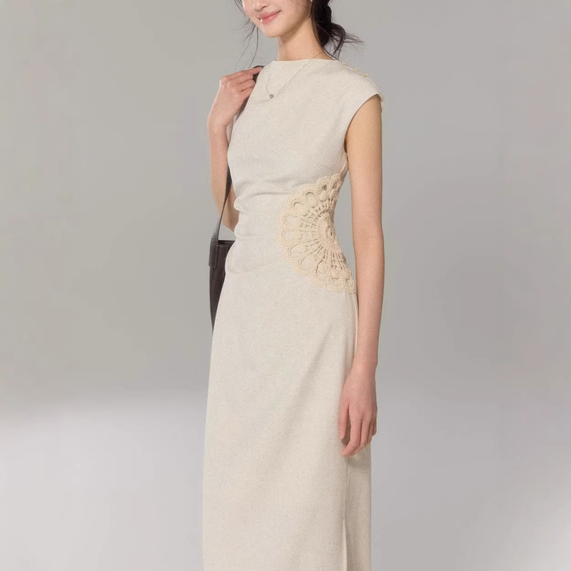 Eryang Design【Qingshan Ying】Elegant Commuter Dress for Women with Small Flutter Sleeves, High-End Feel, Patchwork, Handmade Crochet Flowers