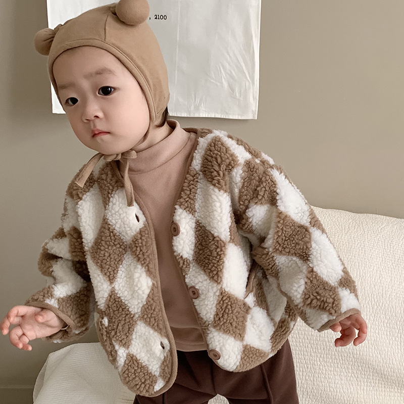 Chaqueta de felpa para bebé, estilo coreano, ropa infantil, camisa de capa base para otoño e invierno, chaqueta de algodón para bebé, ropa para salir de paseo image 10