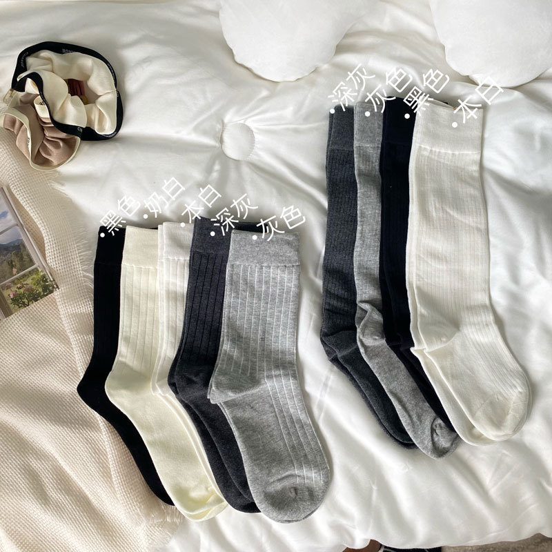 Dongdaemun black white gray solid color casual socks women's anti-Pilling vertical stripes Japanese style all-match calf socks