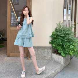 蓝色蕾丝拼接花边背心短裤套装女夏小个子时尚减龄休闲两件套褶皱