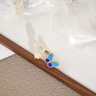 �߰�𾫹�LUCK���ʯ������ָ���18k���y����ؐĸ���Sֱ�N���l