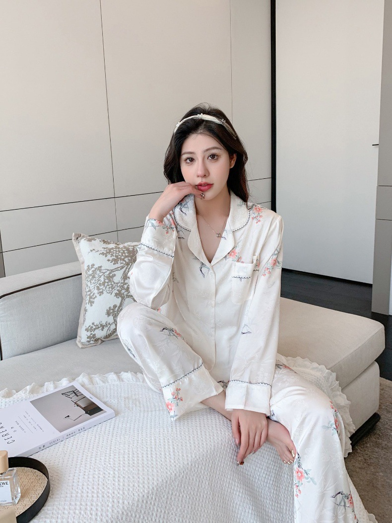 B0613 680K ĐỒ NGỦ NỮ LINTDC DÀI TAY MÙA HÈ HỌA TIẾT HOA THỜI TRANG NỮ ĐỒ NGỦ HOẶC MẶC NHÀ G02 SẢN PHẨM MỚI