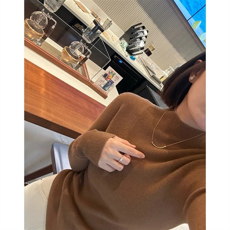 秋冬保暖一线成衣针织衫~亲肤软感立领高弹修身细针织打底衫女