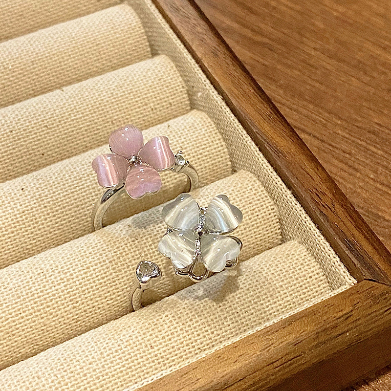 簡約新春色貓眼可轉動四葉草戒指女款精緻時尚創意冷淡風指環手飾