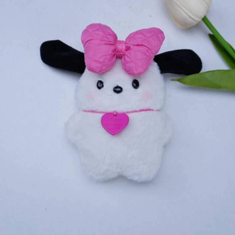 활을 들고 있는 사랑스러운 파차견