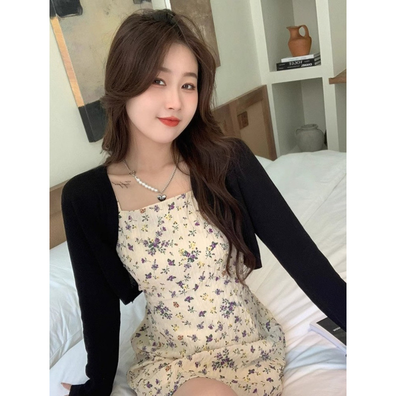 여성용 봄과 여름 얇은 검은 선 스크린 웨이슬 짧은 아이스 실크 니트 자켓 카디건과 슬립 스커트