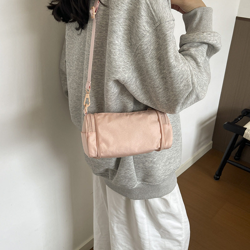 Túi đeo chéo nữ cỡ lớn thiết kế tối giản phong cách Hàn Quốc, chất liệu nylon nhẹ, nhiều ngăn tiện dụng — Cây trumpet xanh, Hồng Trumpet, Màu cà phê Trumpet, Trumpet xanh đậm chi tiết 36