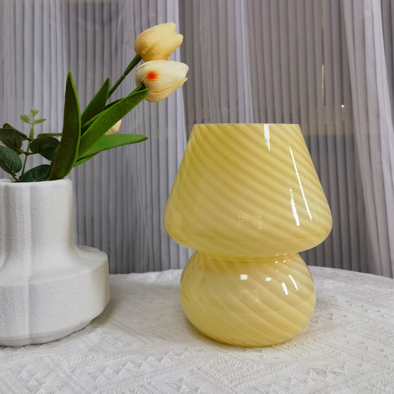 Lámpara de mesa de setas sala de estar regulable B & B atmósfera lámpara decoración dormitorio luz lámpara de mesa de cristal de lujo lámpara de noche lámpara de raya