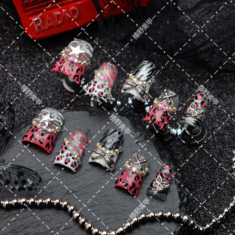 Sweet and Cool Hot Girl Style Leopard Print Wearable Nails, Glittering Diamond Stars, Butterfly and Zebra Patterns, Handmade Nail Art, Removable Fake Nails Sweet and Cool Hot Girl Style Leopard Print Wearable Nails, Glittering Diamond Stars, Butterfly and Zebra Patterns, Handmade Nail Art, Removable Fake Nails