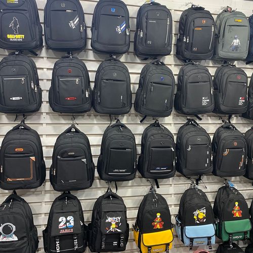 男士双肩背包外贸新款热卖跑量地摊货源防水牛津布休闲时尚旅行包