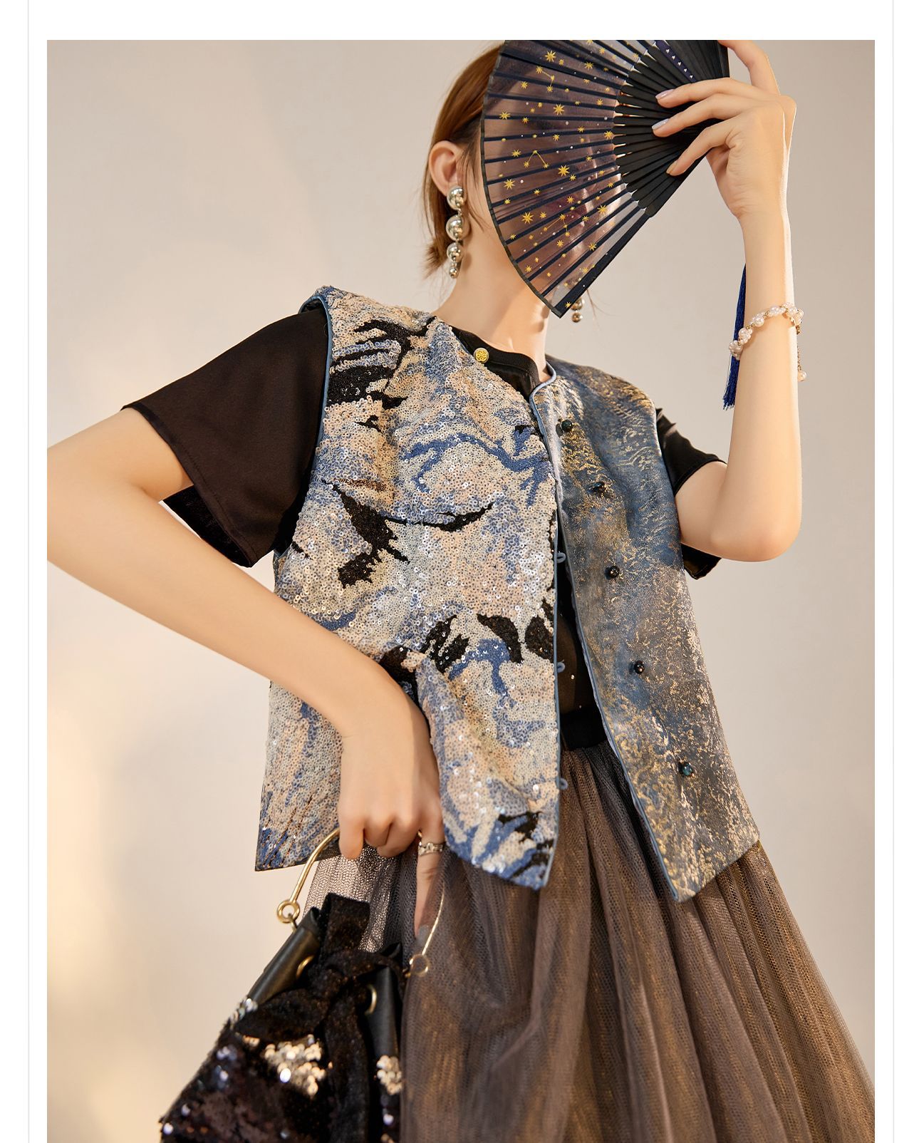 Áo vest nữ phong cách Trung Hoa mới 2026, thiết kế thêu sequin, chất rayon sang trọng — Đen, Màu huyền ảo, Xanh lam chi tiết 22