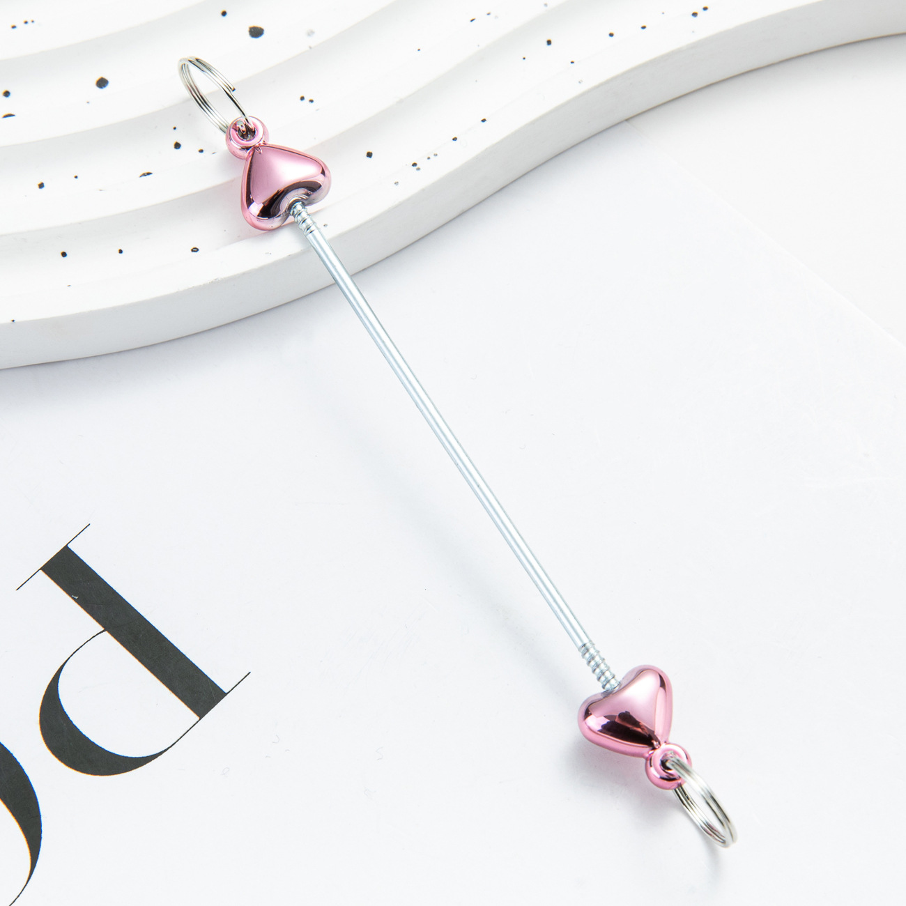 Creativo colgante de accesorios de llavero de amor con cuentas de bricolaje nuevo poste de plástico con cuentas accesorios de llavero con cuentas