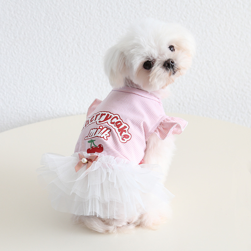 Платье для собак и кошек Petstyle с принтом вишни