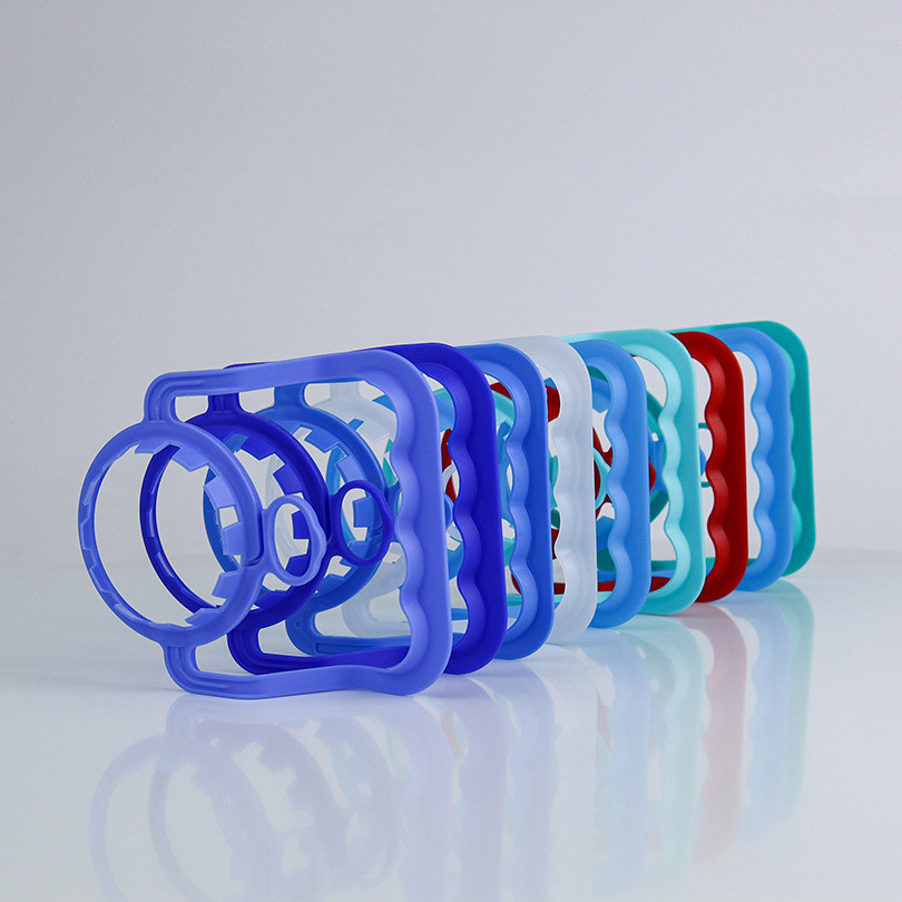 Fábrica de fuente al por mayor 45 / 48 calibre botella de bebidas PE mango botella de agua potable desechable mango mango de plástico