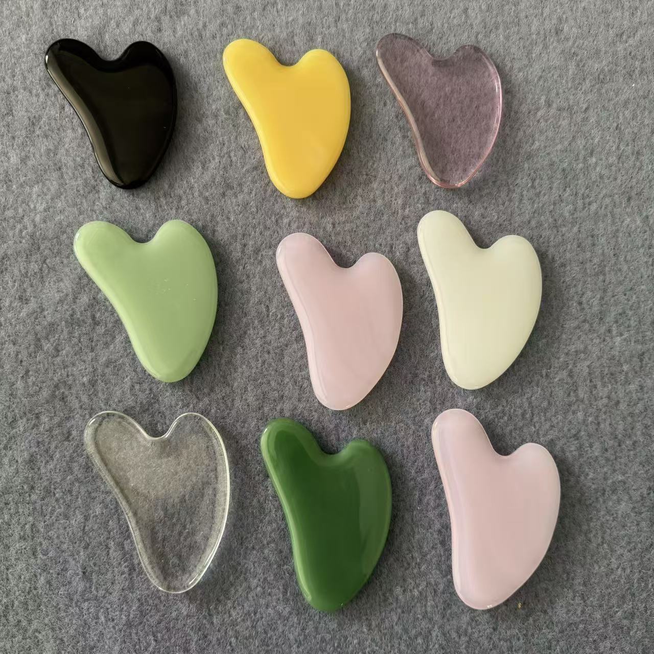 跨境热销粉晶玉石刮痧片板仿玉石水晶心形手指美容面部拨筋按摩板