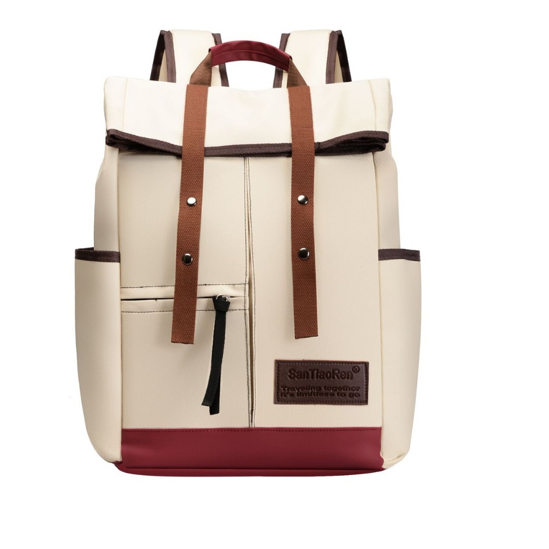Water repellent capacious travel bag