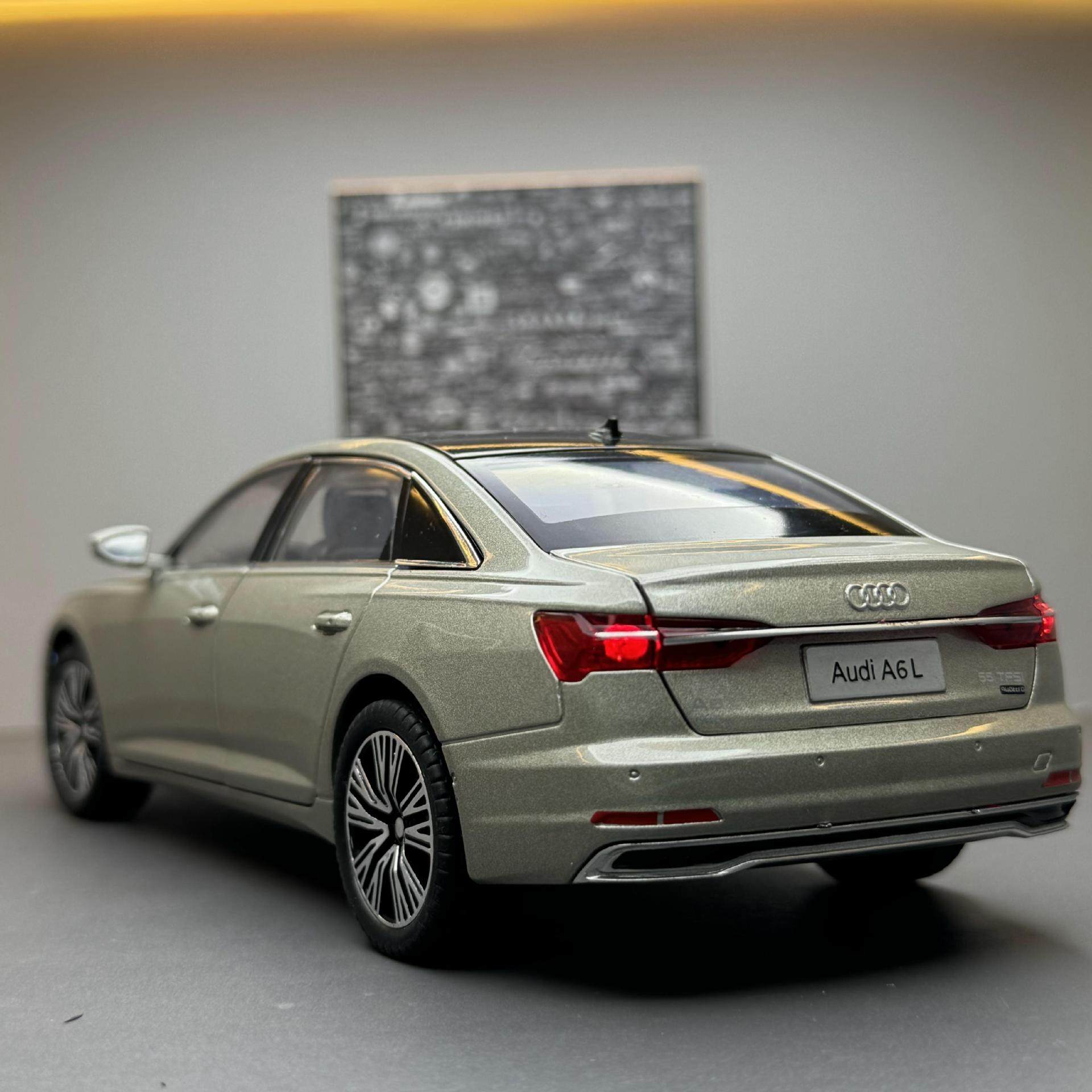 Modelo de automóvil de aleación de aluminio de aluminio 1 a 24 Audi A6L sonido óptico retroceso juguetes para niños modelo de sonido de automóviles decoraciones