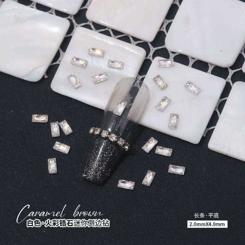 최상급 화이트 큐빅 지르코니아 [롱바 형태·2x4mm] 낱개