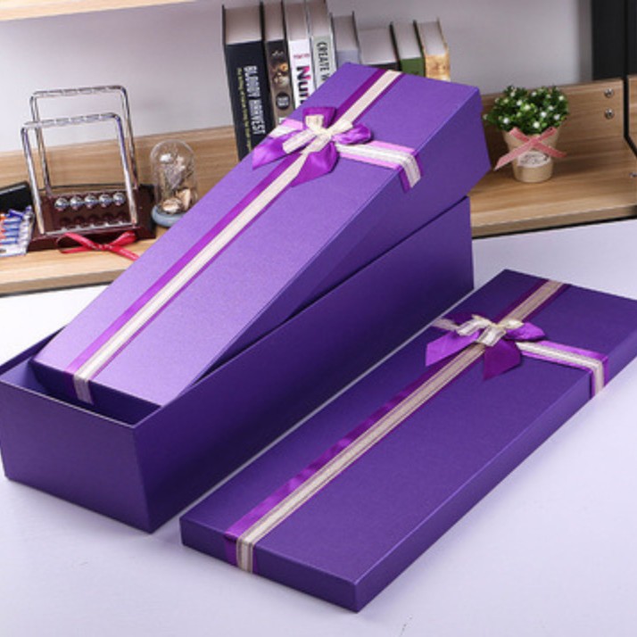 Venta directa del fabricante de empaques para flores: caja rectangular de embalaje de alta gama con diseño de dibujos animados para ramos de rosas.