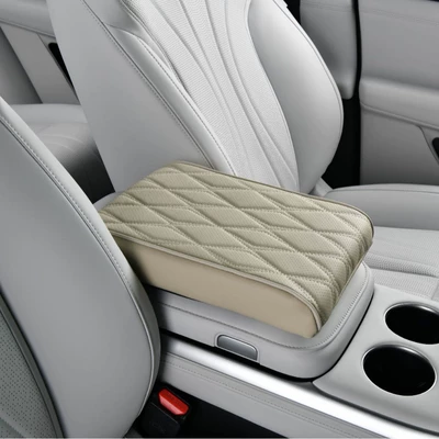Armrest box pad – Widened and Thickeneded