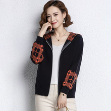 秋装新款针织外套女韩版显瘦短款连帽针织开衫时尚运动棒球服夹克