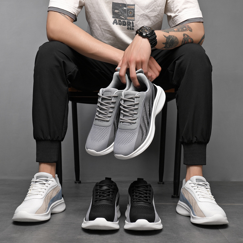 Zapatos de hombre 2025 nuevos zapatos de red transpirables de verano, superficie de red de tejido volador, zapatos de moda deportivos para correr para jóvenes de todo fósforo casual