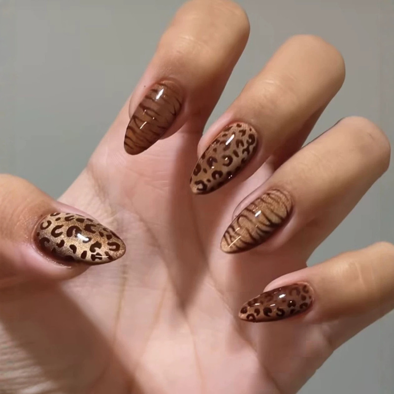 Hot Girl Style Brown-Toned Leopard Print Zebra Print Wearable Nails in Maillard Color Series, Reusable Nail Stickers, 24 Pieces Hot Girl Style Brown-Toned Leopard Print Zebra Print Wearable Nails in Maillard Color Series, Reusable Nail Stickers, 24 Pieces