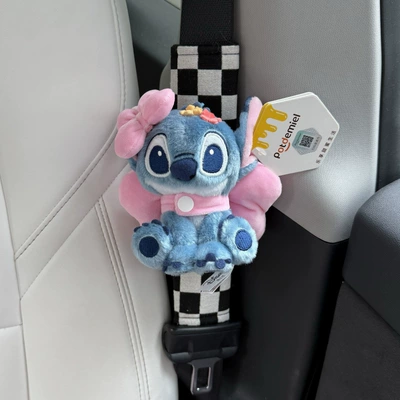 Interior Cute Doll Car | Seat belt shoulder pad - checkerboard-big-pink-bow-squatting-stitch-shoulder-pads