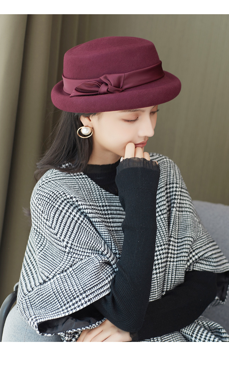 Women's French Retro Woolen Beret in Claret