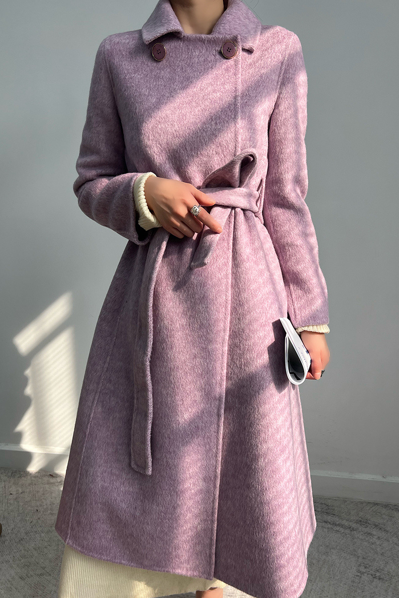 羊のキャメルケースのコートのウールの長いタイプのコートは子供の襟を修理します。