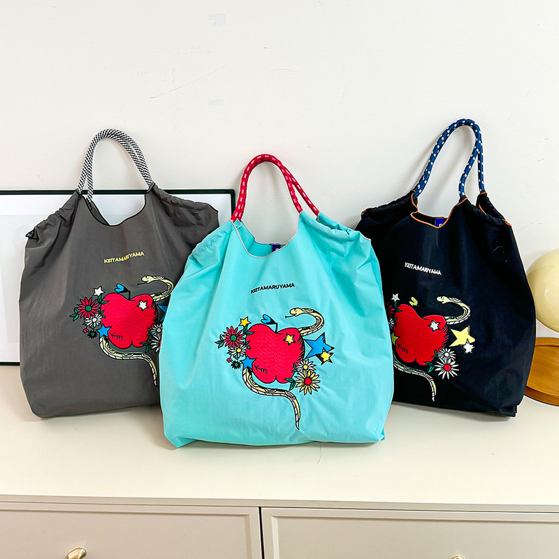 2025 Spring New Japanese Nylon Embroidered Bag Fashionable All-match Niche Large Capacity Shoulder Shopping Bag Women's Trendy