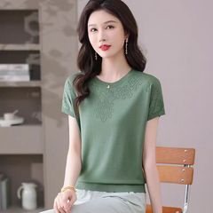 绢糸の上着の女性25の新型の透かし彫りの通気性の氷の糸のニットの丸首の薄い金のゆったりしている半袖の上着のtシャツ
