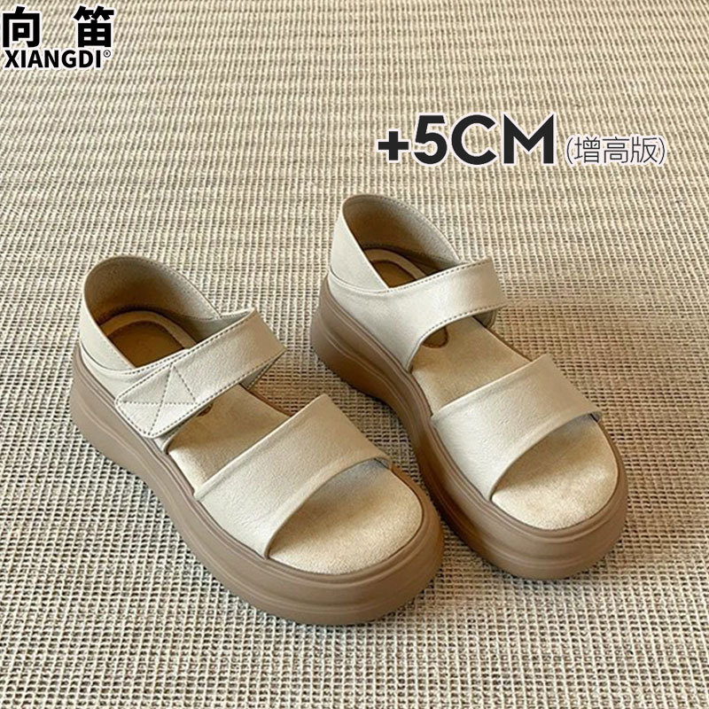 Summer sandals made of sheepskin leather platform