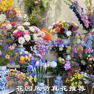 �����{ɫĪ�λ��@�L���滨�S���r�������˻�c�����bٻ����l