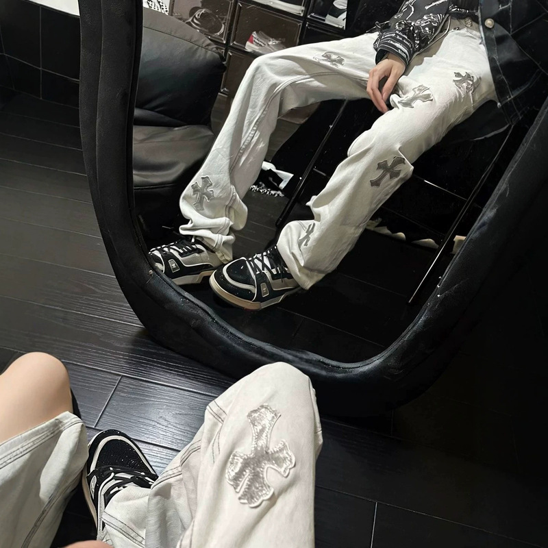 American retro silver cross straight-leg jeans, unisex trendy brand, light luxury Chrome Hearts versatile casual jeans American retro silver cross straight-leg jeans, unisex trendy brand, light luxury Chrome Hearts versatile casual jeans