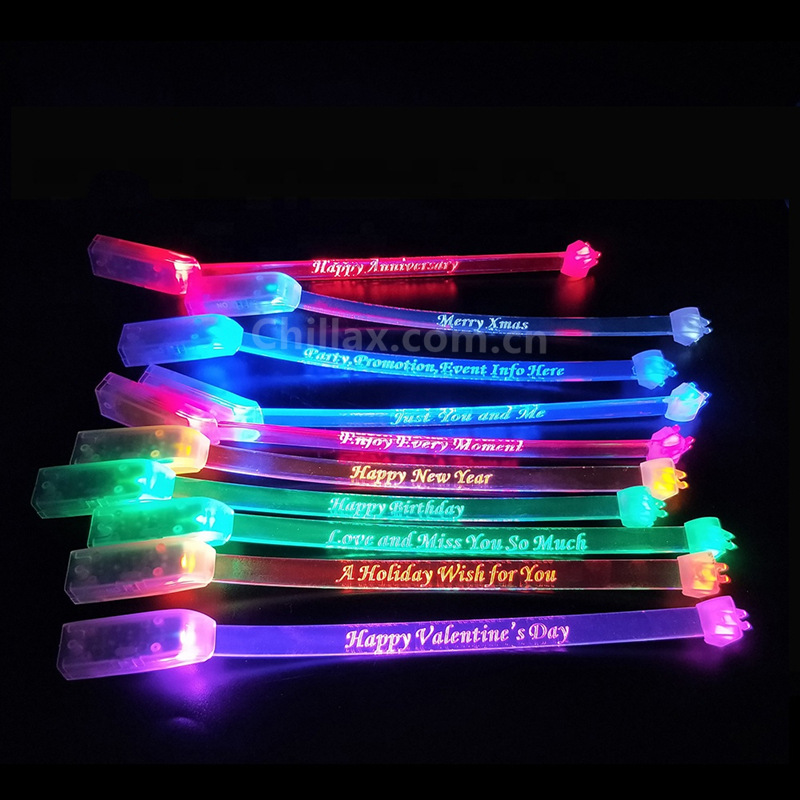 Los fabricantes suministran LED pulsera luminosa transparente TPU flash correa de muñeca atmósfera Accesorios luminosos láser tallado LOGO