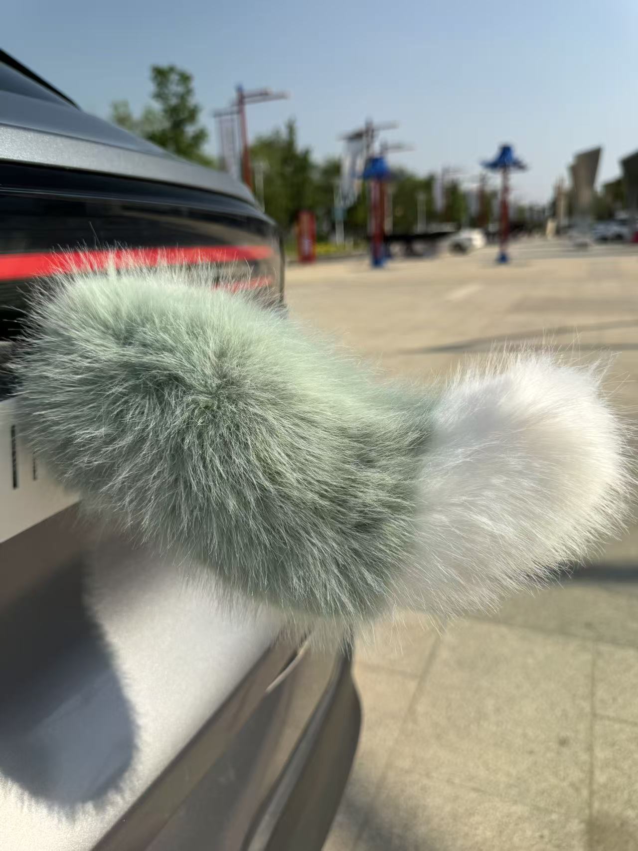 Electric tail car rear decoration, electric vehicle, electric tricycle, electric motorcycle, Q series parking space decoration, sound-controlled plush accessory