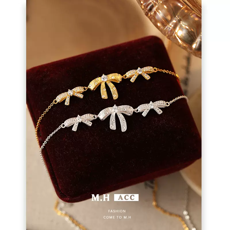 韩版ins风时尚蝴蝶结吊坠项链女款优雅轻奢高级感百搭锁骨链配饰