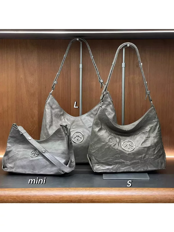Capacious one-shoulder bag, shoulder bag