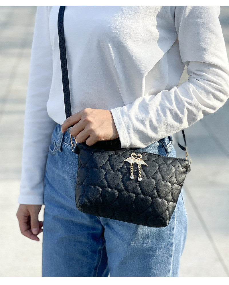 Women's Small Pu Leather Swan Heart Shape Streetwear Square Zipper Crossbody Bag display picture 8