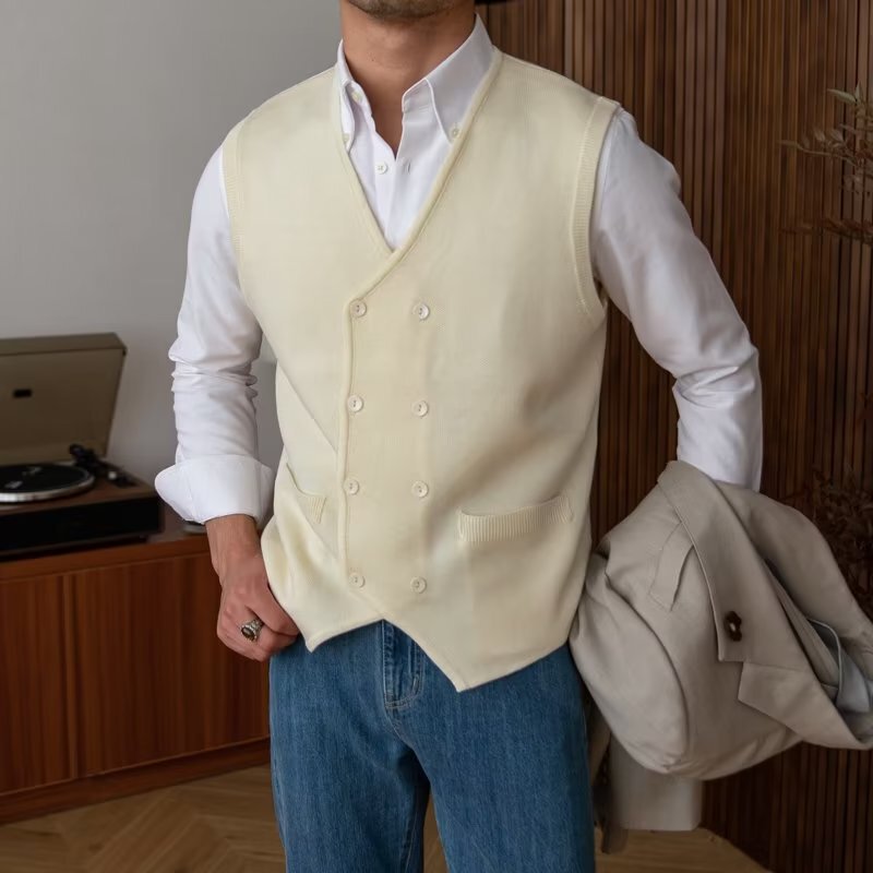 New Japanese style autumn and winter versatile double-breasted knitted sleeveless waistcoat British personalized vest slim fit handsome vest for men