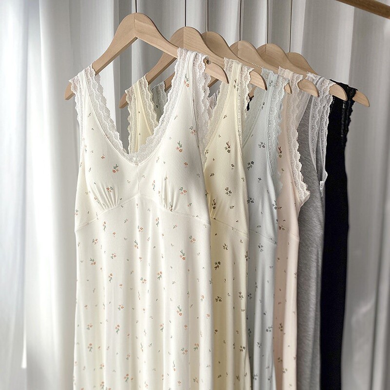 Floral Nightgown with Wide Shoulders, V-Neck, Lace Trim, and Built-In Cups for Women, Breathable Casual Home Wear 7912 White Breathable Pure Cotton Floral Nightgown with Wide Shoulders, V-Neck, Lace Trim, and Built-In Cups for Women, Breathable Casual Home Wear 7912 White Breathable Pure Cotton