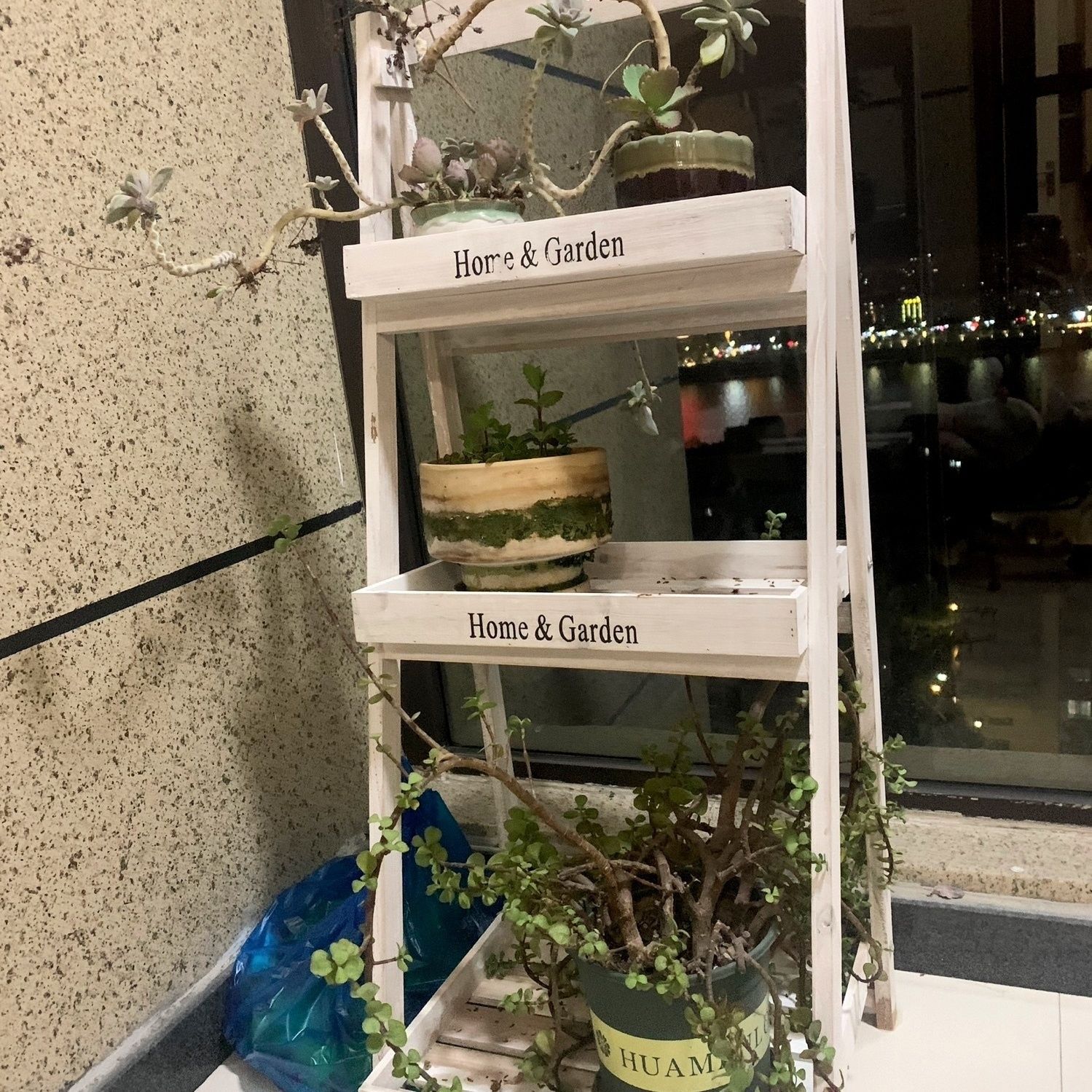 Fábrica directa de madera sólida retrógrada multicapa plegable balcón de planta trapezoidal suculenta