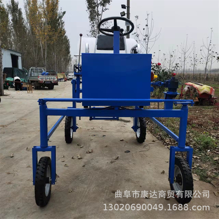 小型四轮座驾式打药机 自走式风冷打药机现货 轮距可调施肥打药机