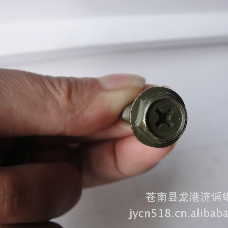 大量现货供应法兰十字螺栓。摩配螺栓。军绿法兰螺栓